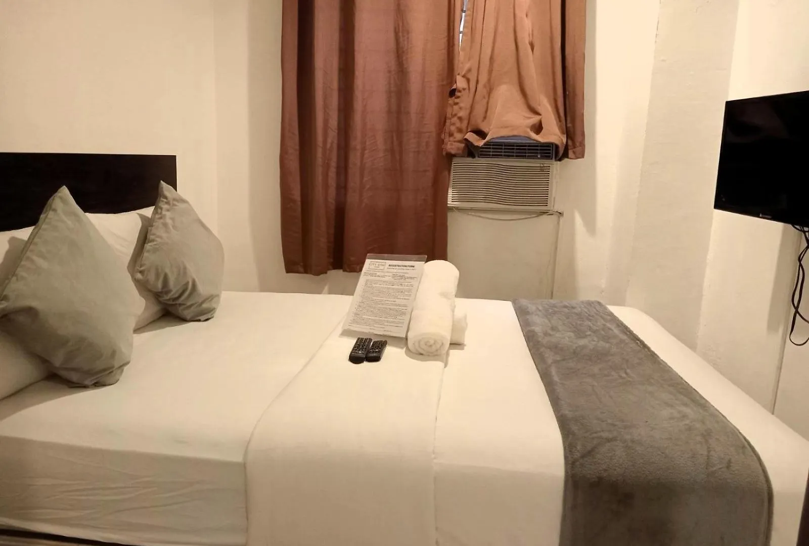 *** Hotel Circuit Suites Manila Philippines